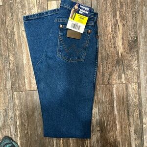 New Wrangler Women’s 14MWZ size 0x34
